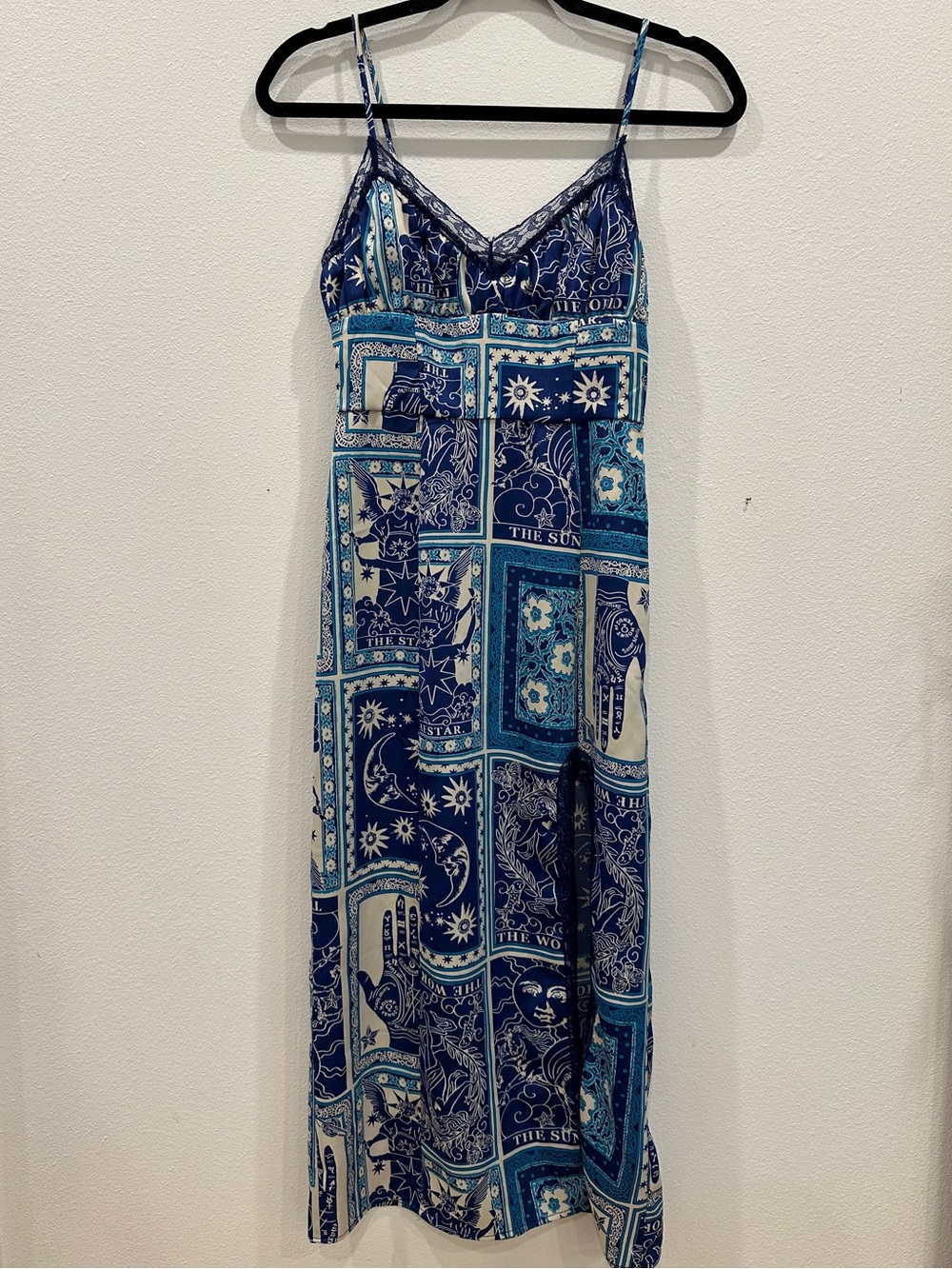 Urban Outfitters Celestial Tarot Card Audrey Lace Midi Dress size XS - Picture 1 of 7